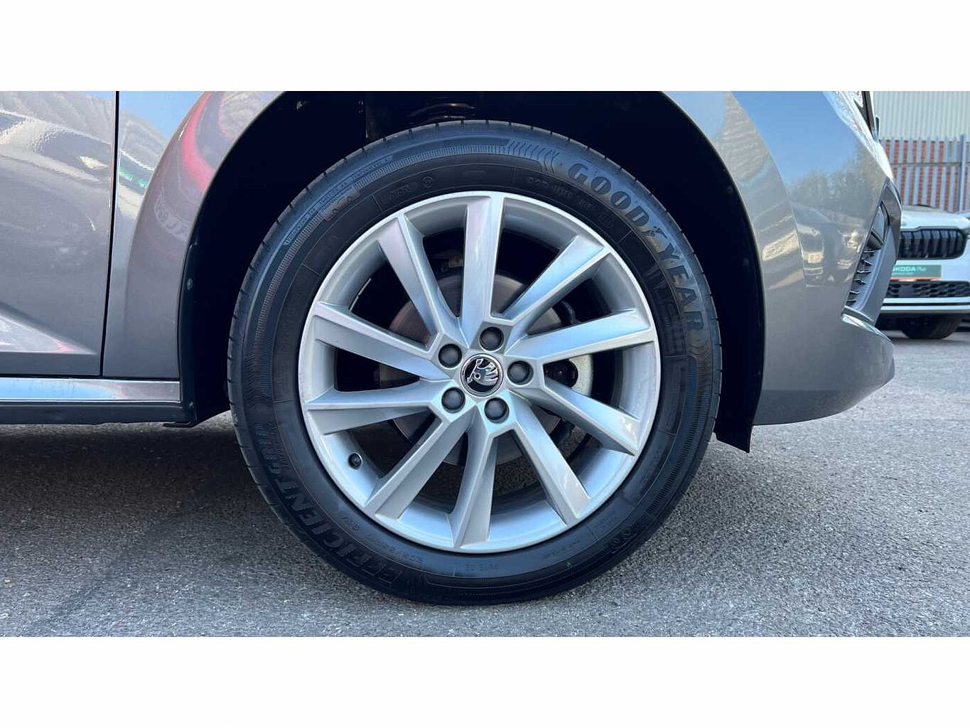 SKODA KAMIQ 1.0 TSI SE 5dr DSG