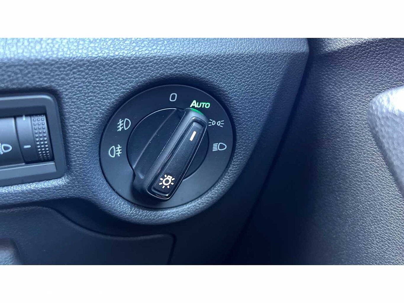 SKODA KAMIQ 1.0 TSI SE 5dr DSG