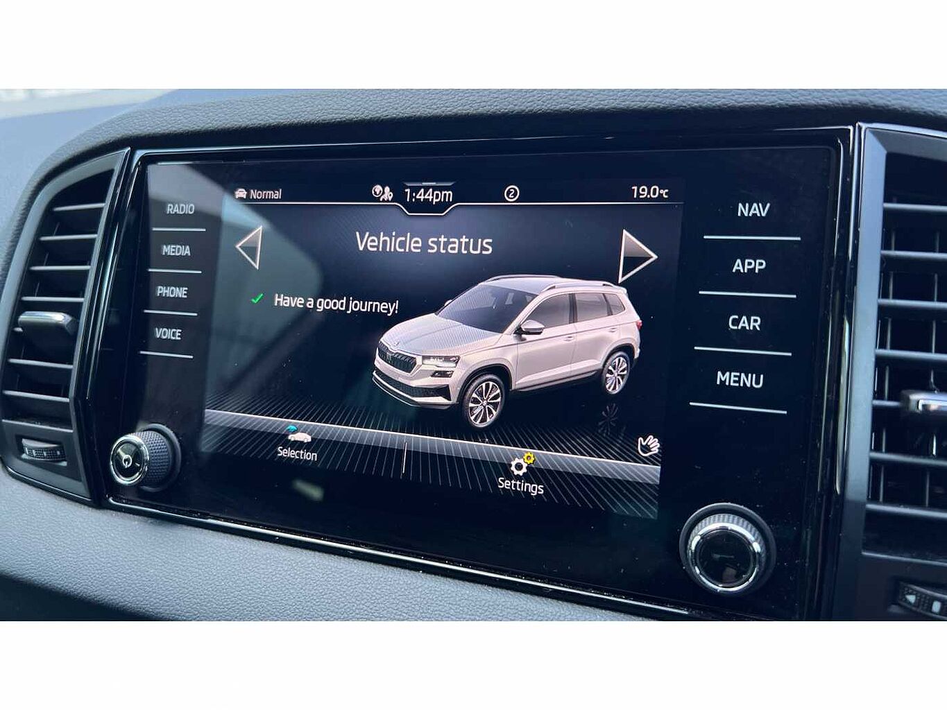 SKODA Karoq SUV 1.5 TSI (150ps) SportLine ACT