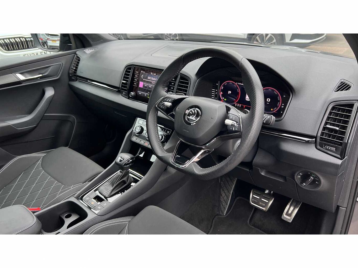 SKODA Karoq SUV 1.5 TSI (150ps) SportLine DSG
