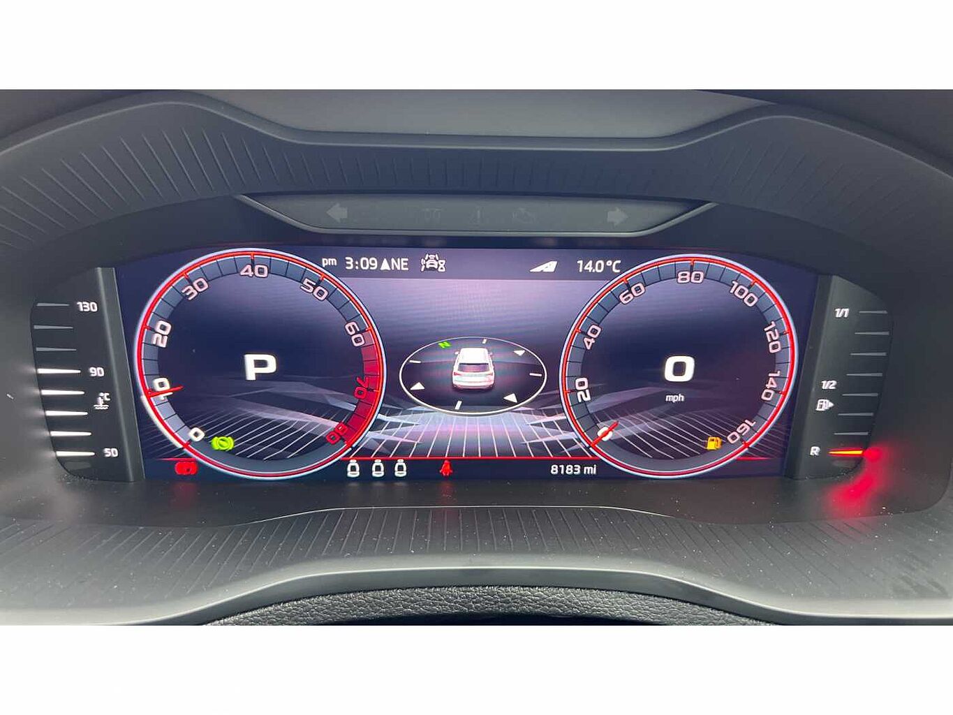 SKODA Karoq SUV 1.5 TSI (150ps) SportLine DSG