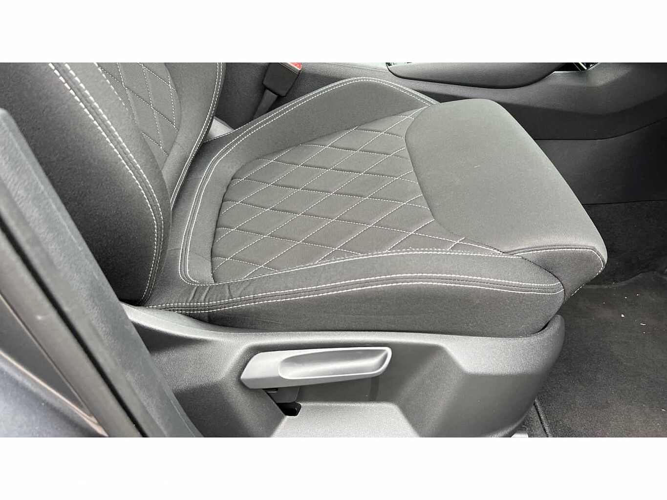 SKODA Karoq SUV 1.5 TSI (150ps) SportLine DSG