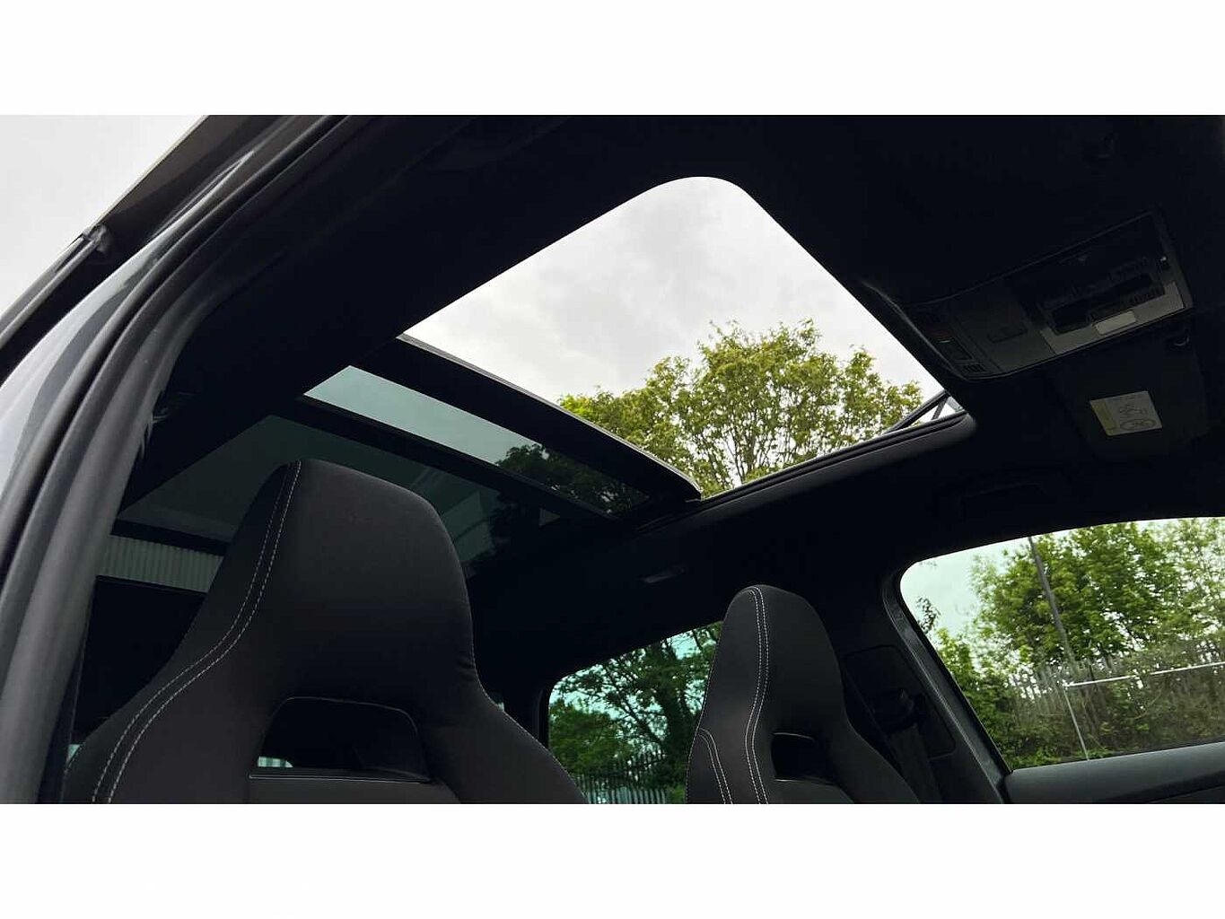 SKODA Karoq SUV 1.5 TSI (150ps) SportLine DSG