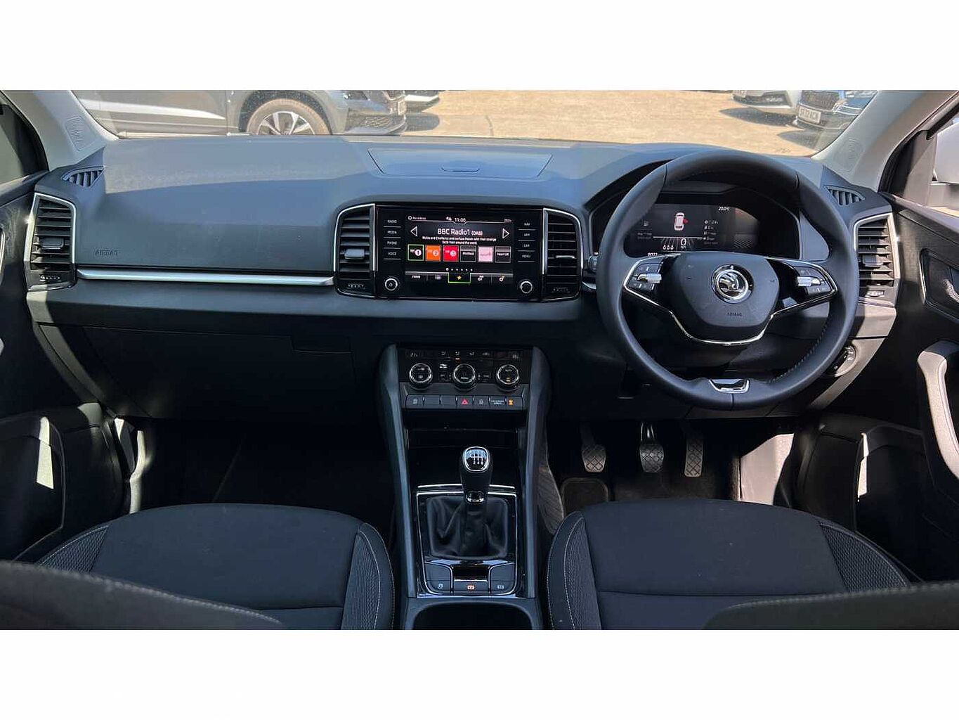 SKODA KAROQ 1.5 TSI SE Drive 5dr