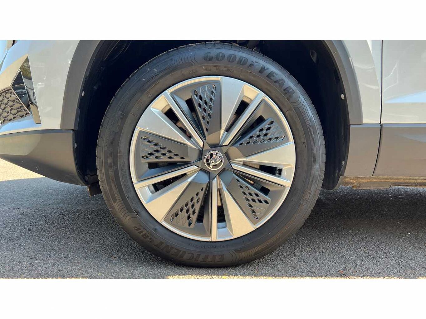 SKODA KAROQ 1.5 TSI SE Drive 5dr