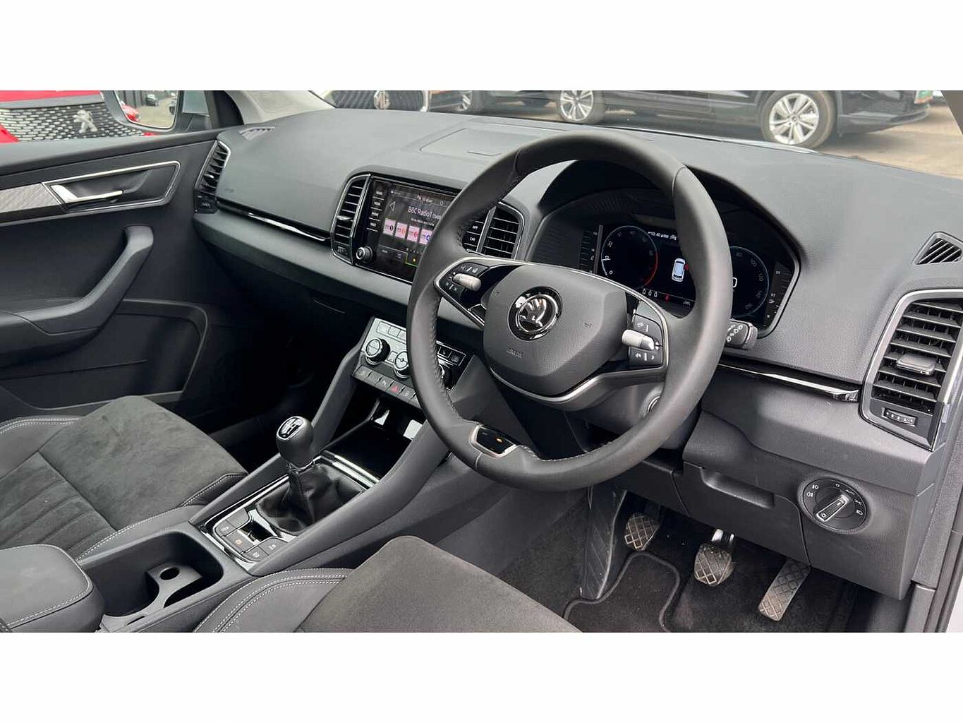 SKODA KAROQ 1.5 TSI SE L 5dr