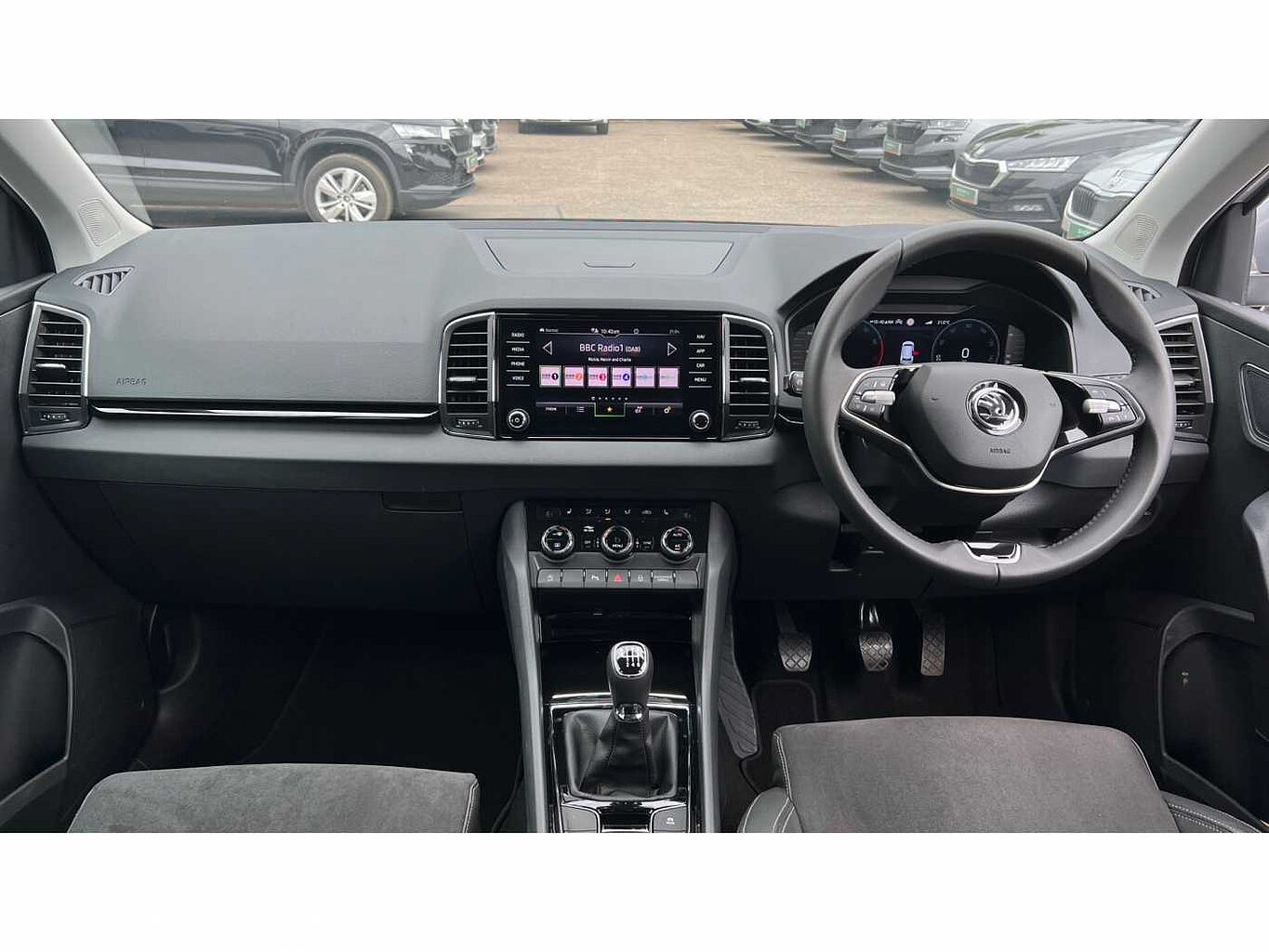 SKODA KAROQ 1.5 TSI SE L 5dr