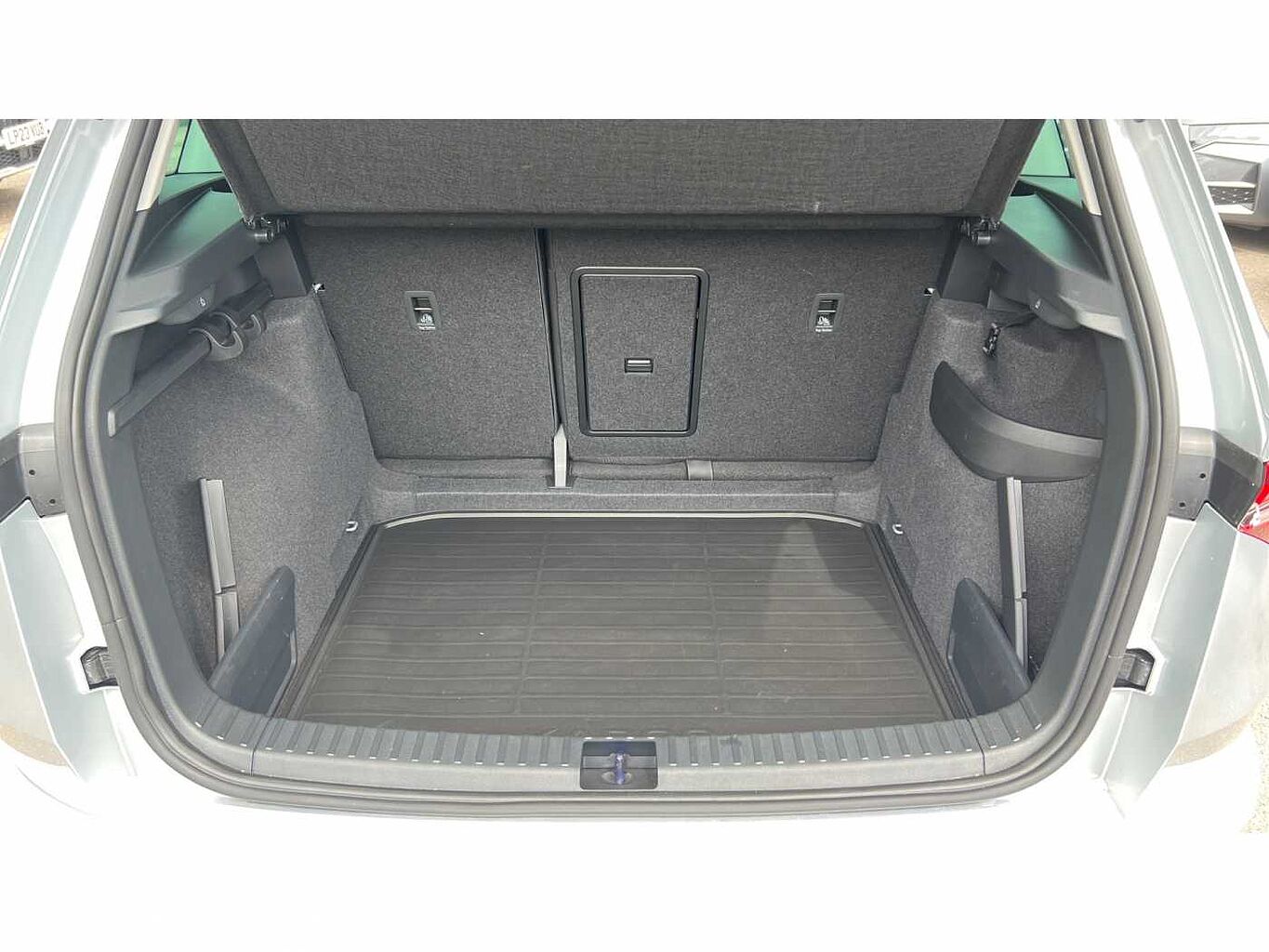 SKODA KAROQ 1.5 TSI SE L 5dr