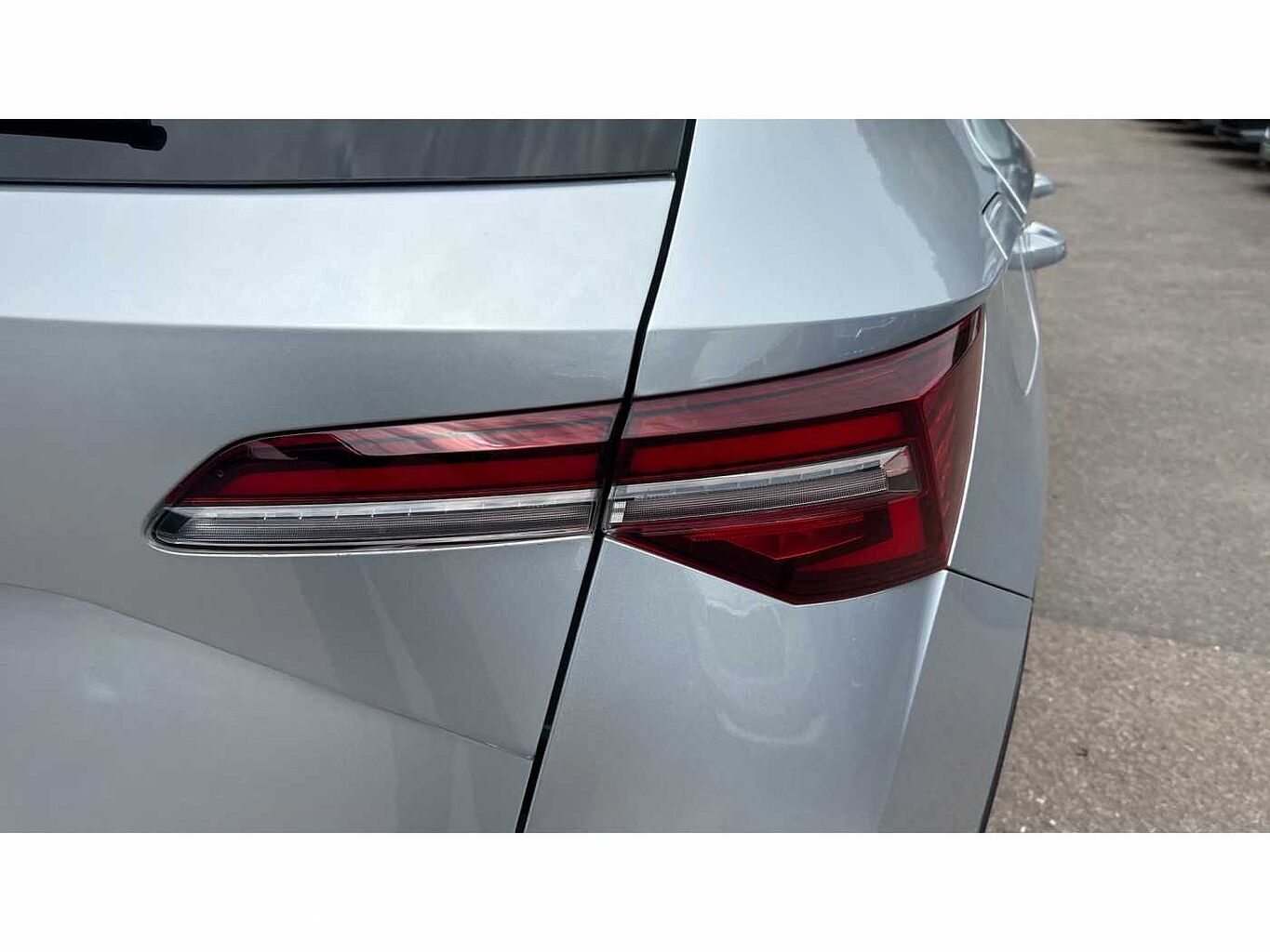SKODA KAROQ 1.5 TSI SE L 5dr