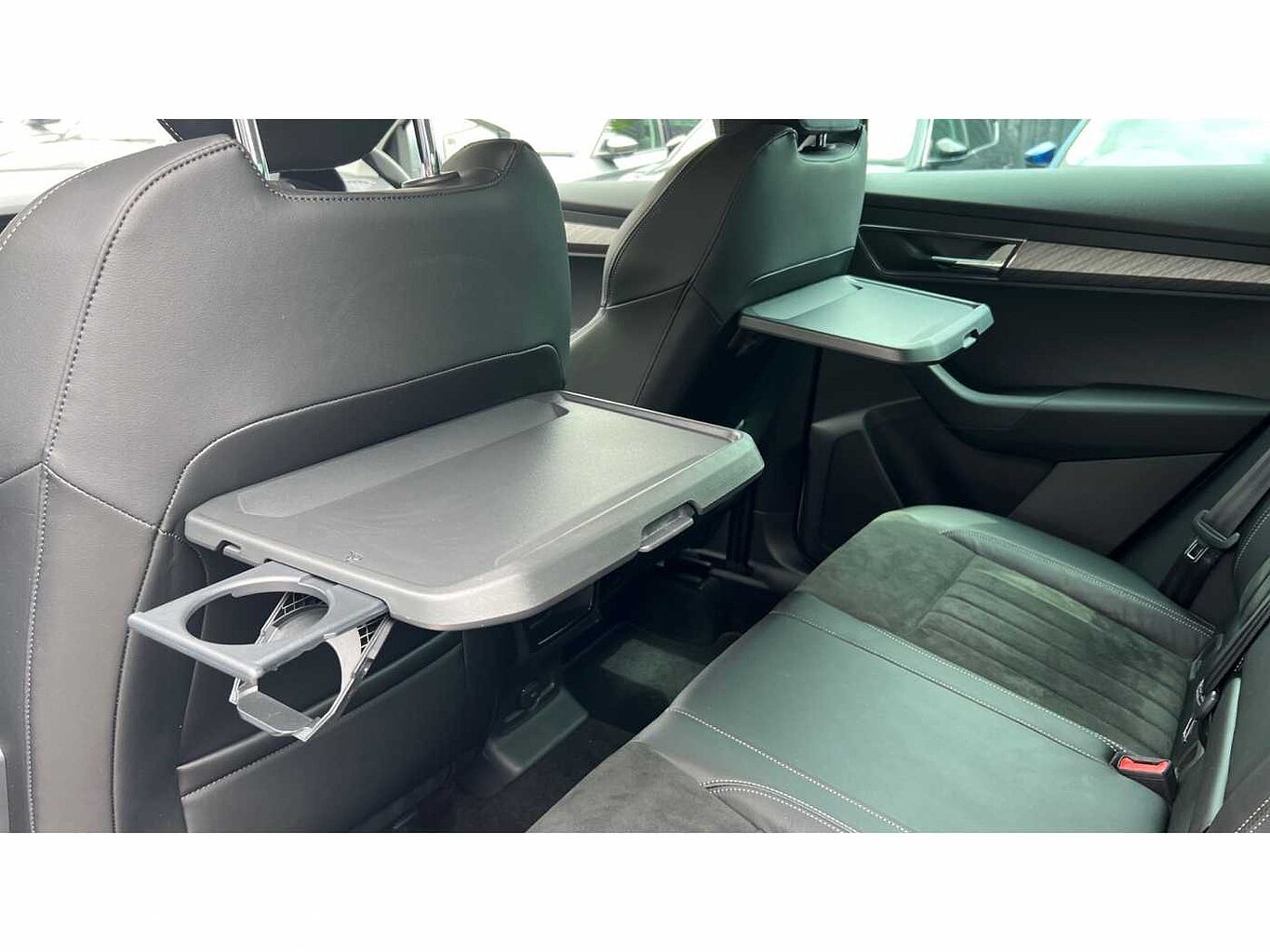SKODA KAROQ 1.5 TSI SE L 5dr