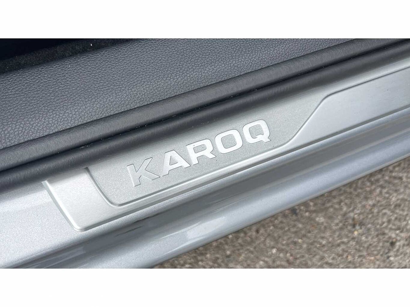 SKODA KAROQ 1.5 TSI SE L 5dr