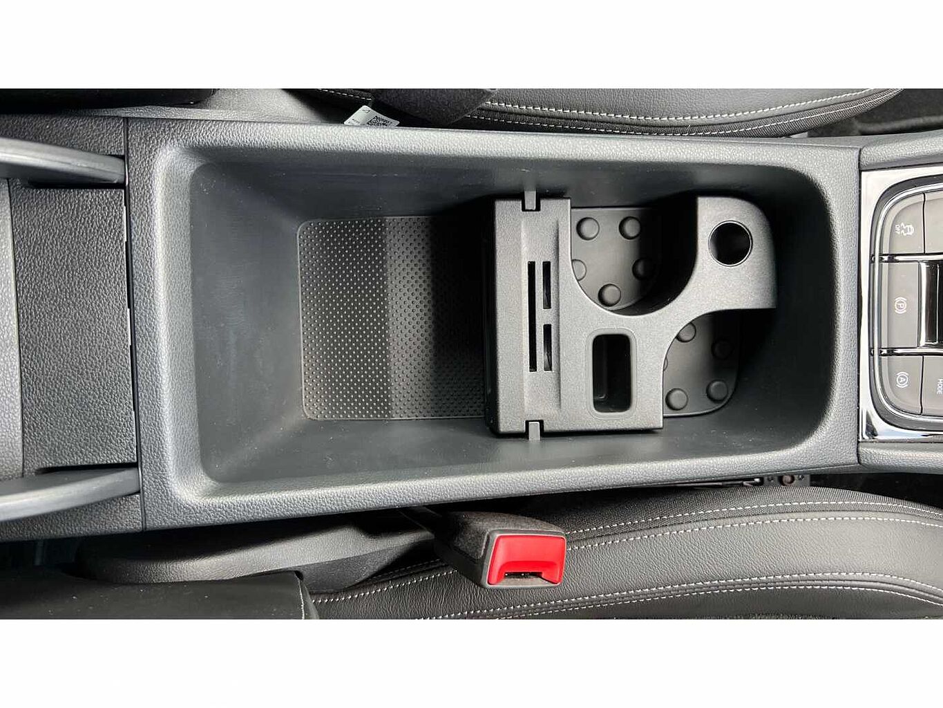 SKODA KAROQ 1.5 TSI SE L 5dr